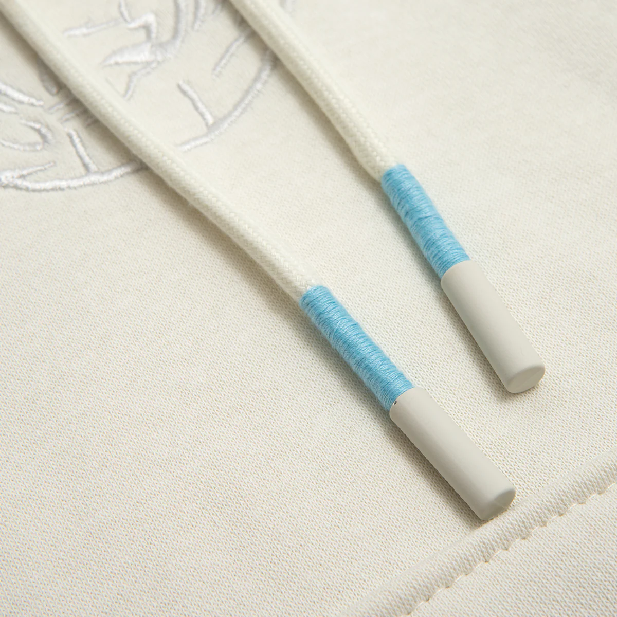 Vox Machina Collection: Pike Trickfoot Everlight Hoodie - Image 10